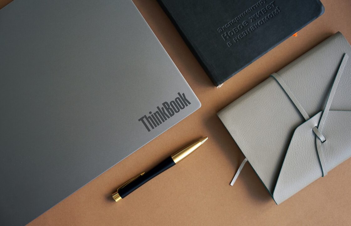 Laptop Lenovo terbaru 2022