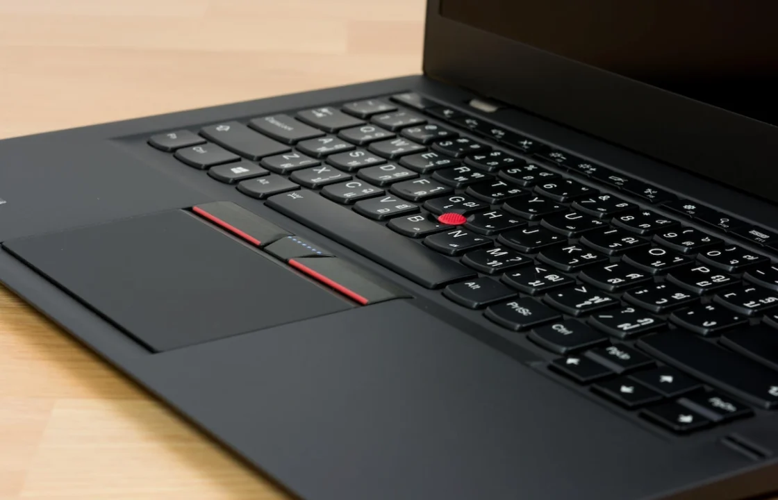 lenovo thinkpad x1 carbon