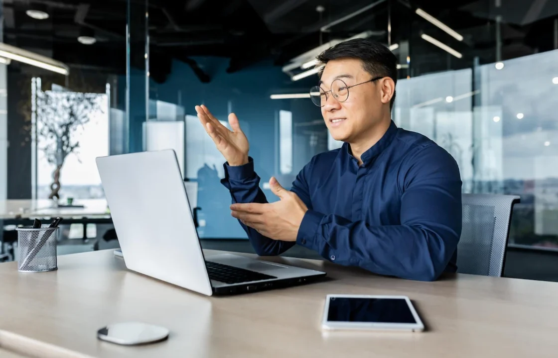 laptop untuk presentasi