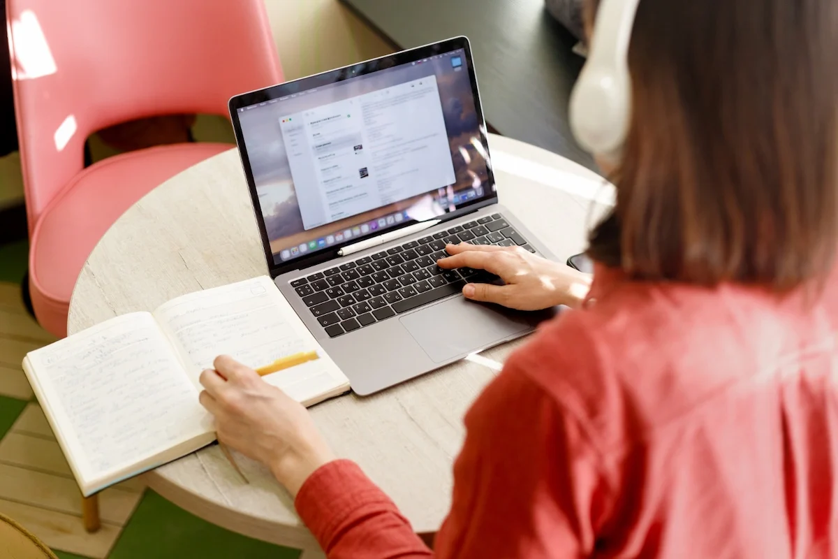 macbook paling murah